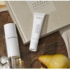 Ser iluminator antirid de ochi bio cu acid hialuronic si extracte de fructe Pear Blossom