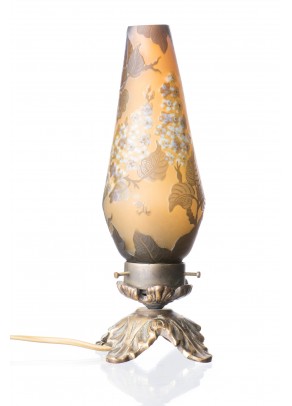 Swaying Lilac Table Lamp - Galle type