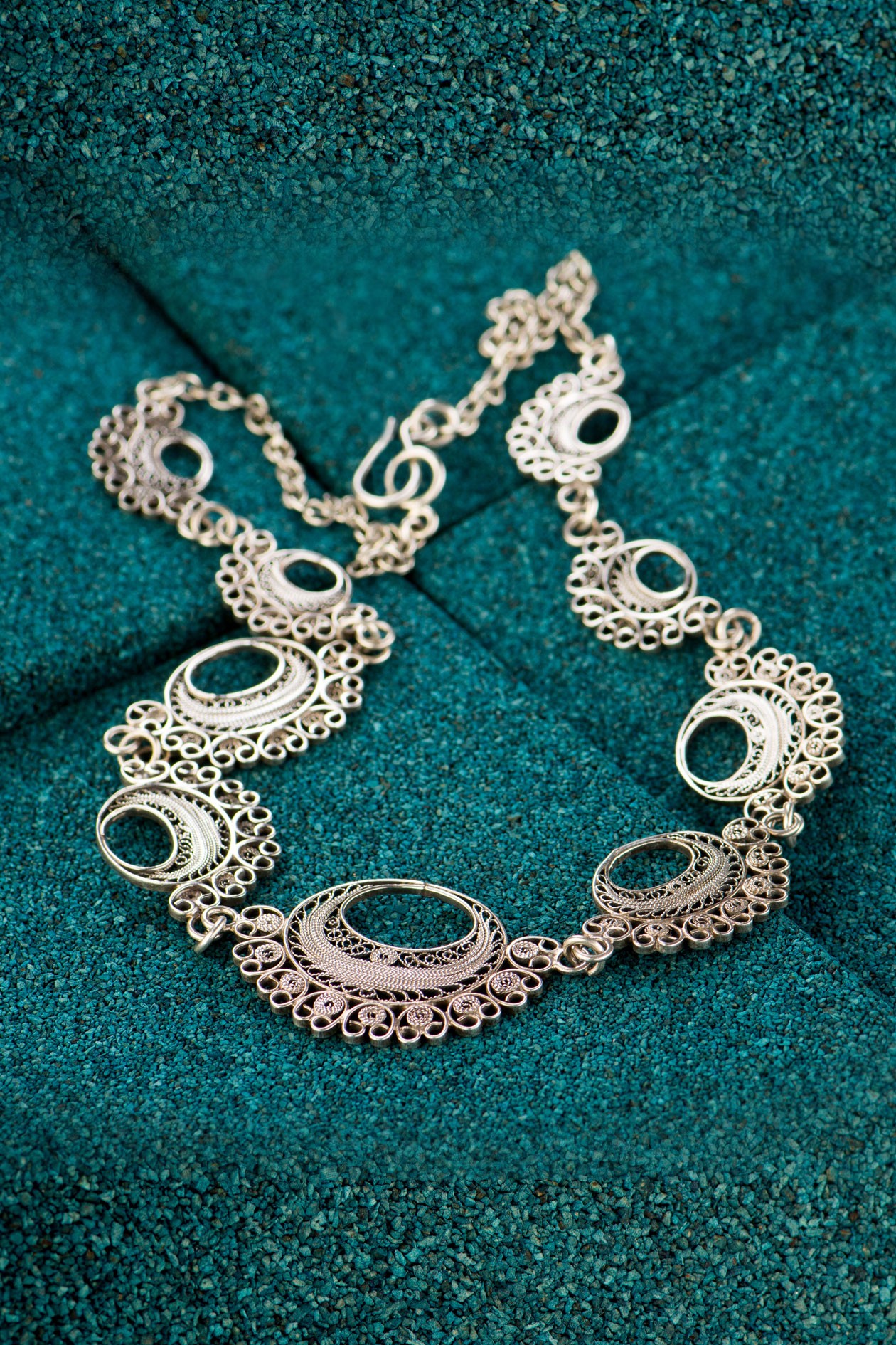 Buy Silver Linings Rings Handmade Silver Filigree Necklace Set Online –  Okhaistore