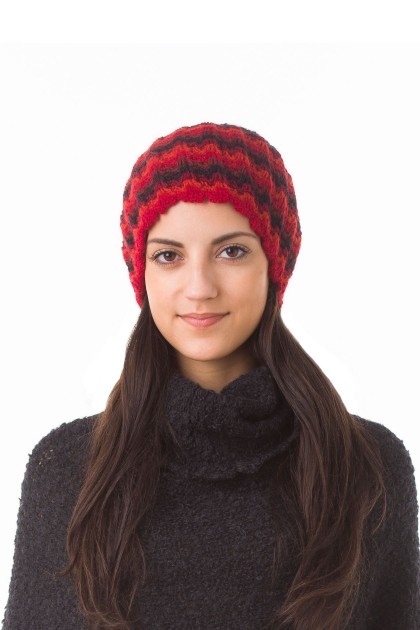 "Kusi t'ika" baby alpaca cap