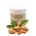 Organic body scrub with almond oil and shea butter - 15 ml
