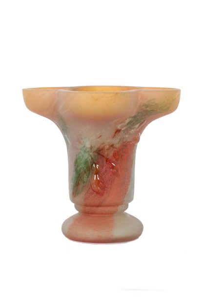 Antique Cameo Vase - Daum Nancy type